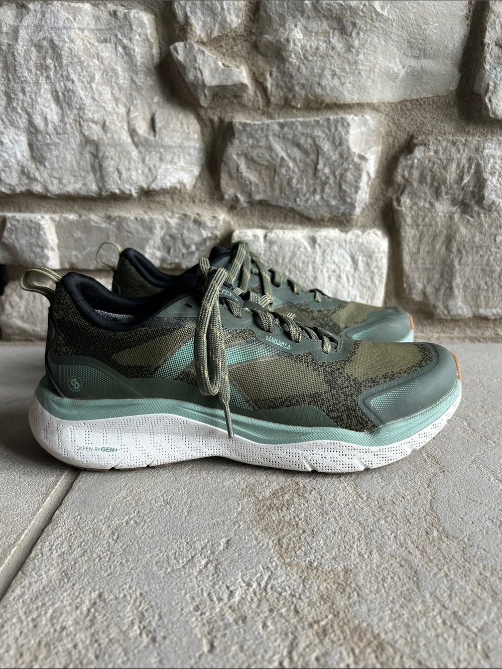 KEEN Leiki Waterproof Hiking Shoes Women’s Green